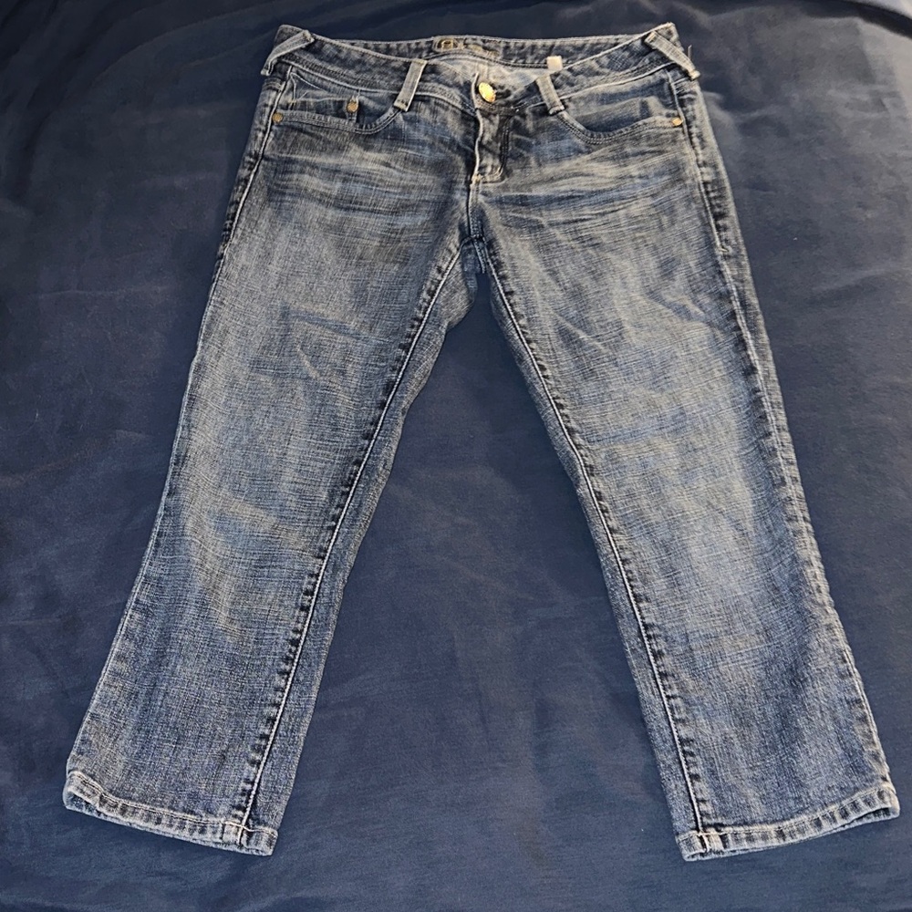 bebe Light Blue Capri Jeans